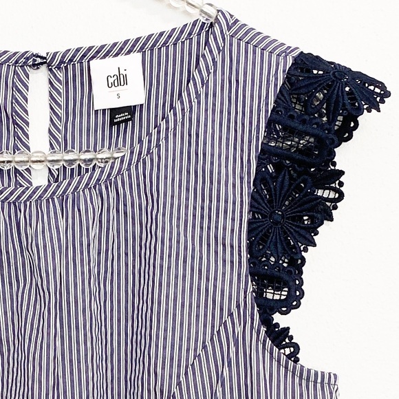 CAbi 5727 Lace Flutter Top Small EUC - Picture 5 of 9